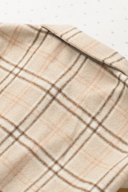 Soft, washed plaid pattern ensures classic style that won’t easily go out of trend. 