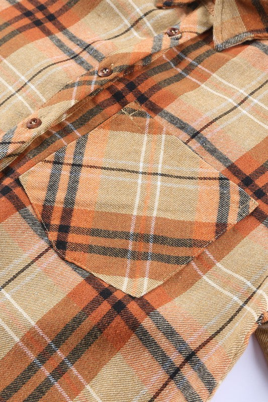 Blend of 90% polyester + 10% cotton gives softness and durability. 