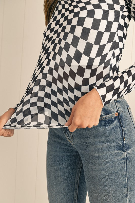 Slim fit flatters the figure elegantly.