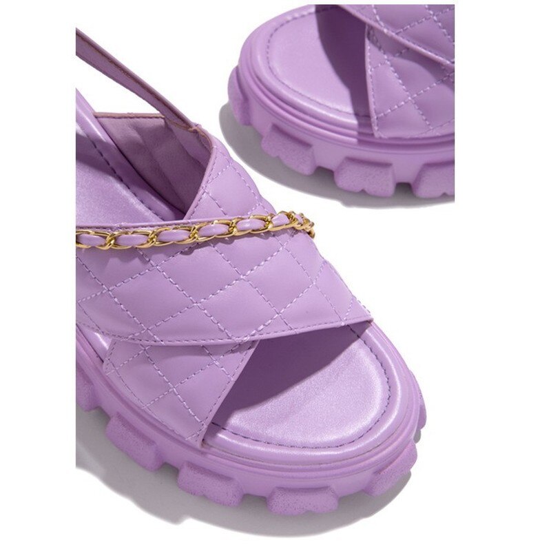 Thick Bottom Metal Chain Slippers Women 2022 Summer New Open Toe Cross Tie Fashion Sandals Casual Beach Design Women&#39;s Flip Flop