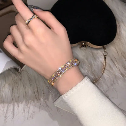 Luxury Sparkling Rhinestone Bracelet Ladies Girls Geometric Delicate Adjustable Bracelet Vintage Style Jewelry Accessories Gifts