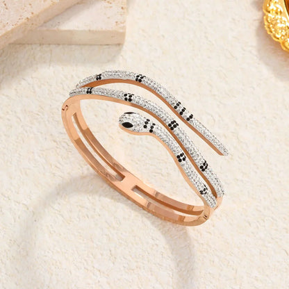 Fashionable and simple snake-shaped bracelet, rhinestone cobra snake head bracelet, gold-plated women's bracelet