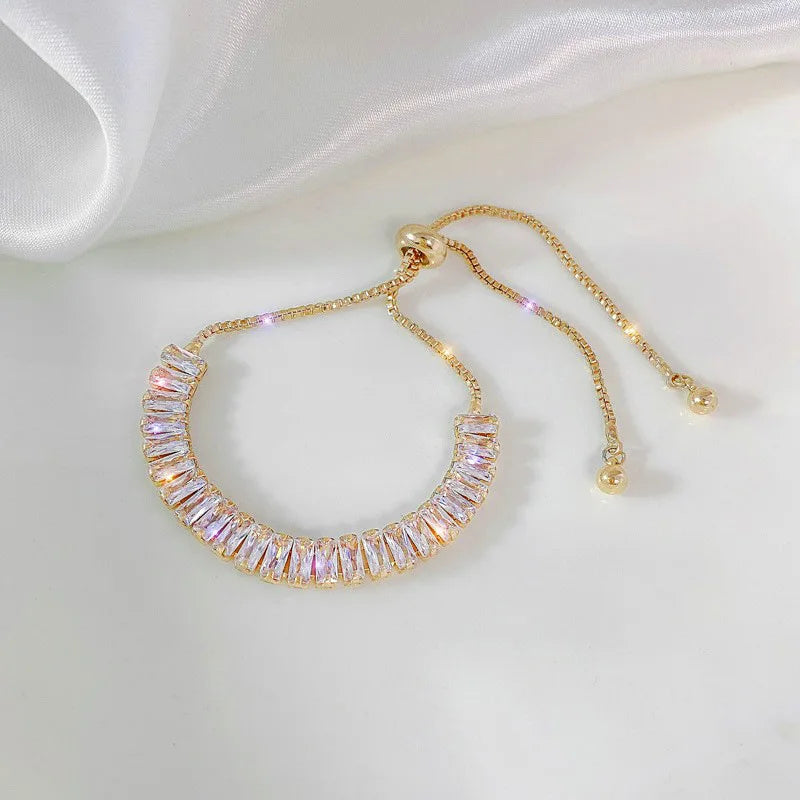Luxury Sparkling Rhinestone Bracelet Ladies Girls Geometric Delicate Adjustable Bracelet Vintage Style Jewelry Accessories Gifts