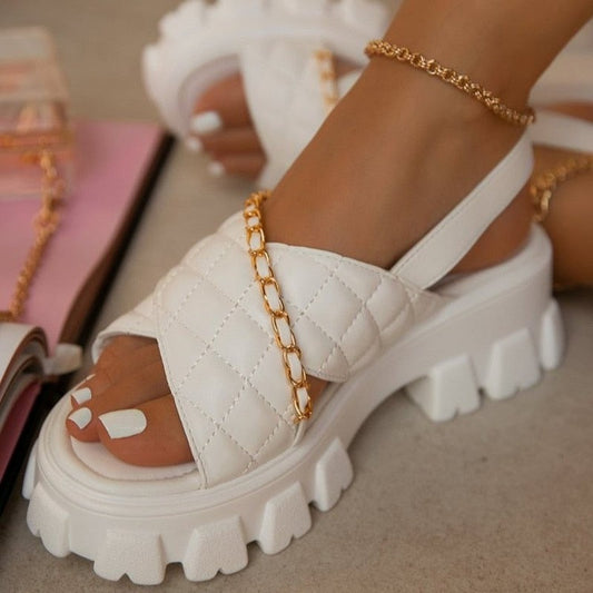 Thick Bottom Metal Chain Slippers Women 2022 Summer New Open Toe Cross Tie Fashion Sandals Casual Beach Design Women&#39;s Flip Flop