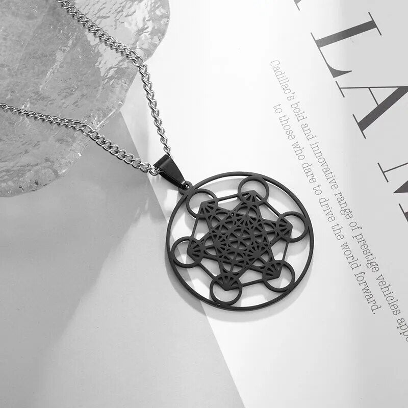 New Metal Black Cross Pendant Necklace Men and Women Fashion Gothic Punk Trend Hip Hop Accessories Jewelry Gift Wholesale