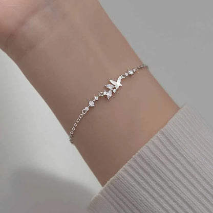 Trendy Exquisite Heart Shiny Charm Bracelets for Women Designer Creativity Luxury Jewelry High Quality Zircon Wedding Party