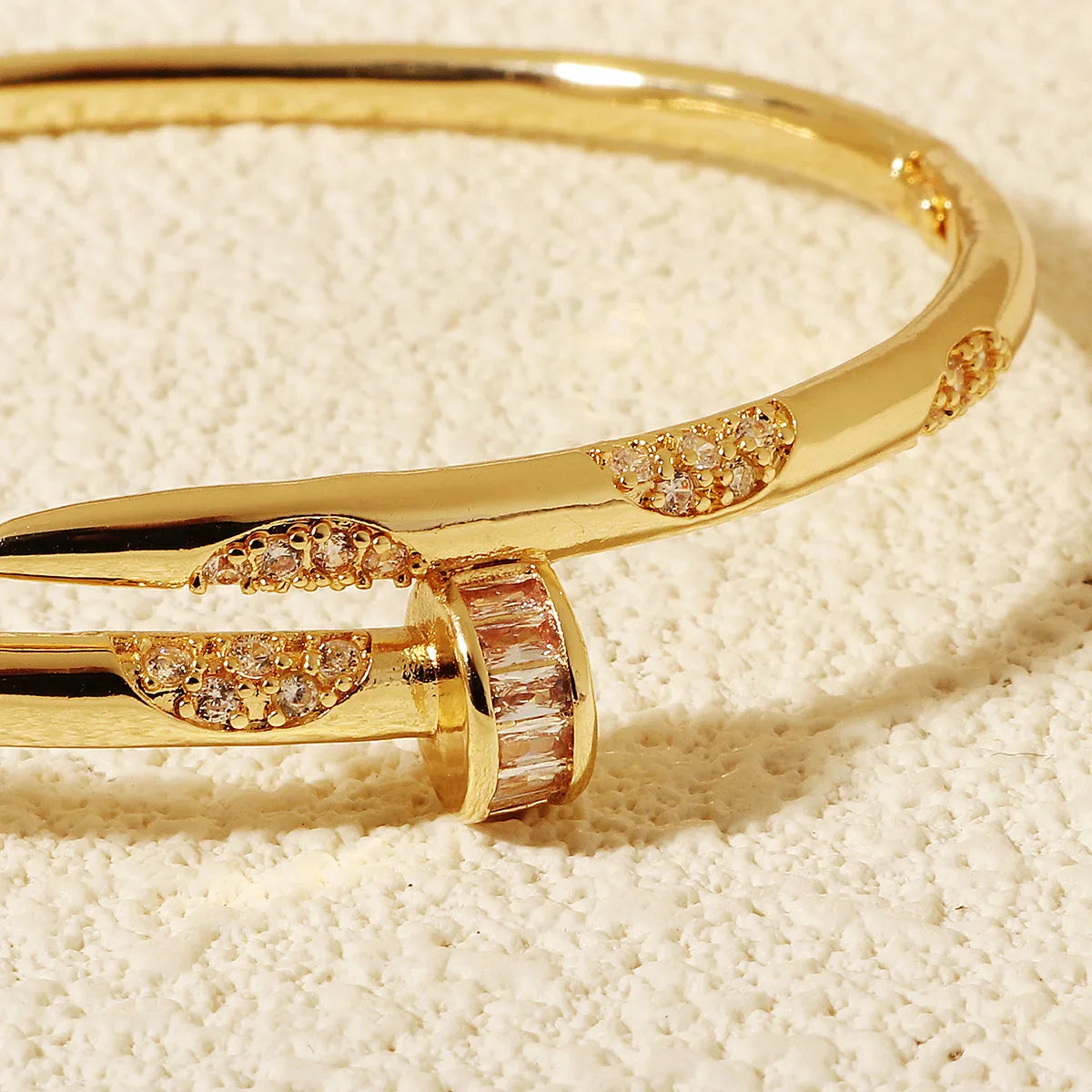 High-grade Copper And Zirconium Studded Bracelet Clip Design Fashion Women's Bracelet Daily Jewelry Accessories