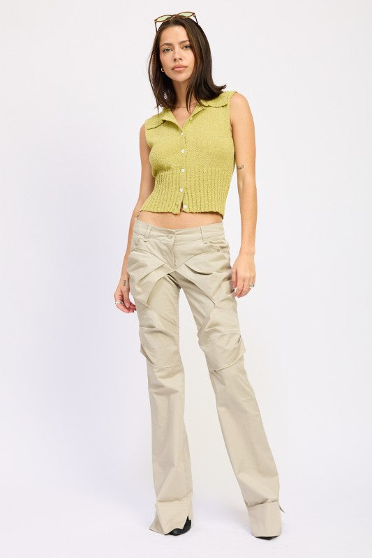 Regular fit sizing with a model wearing Small (height ~5′9″) for size reference. 