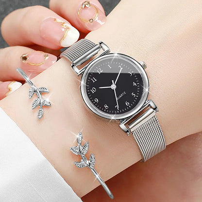 4PCS/Set Women's Watches Fashion Small Quartz Watch Casual Silver Band Wristwatches Bracelets（Without Box）