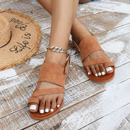 Summer New Roman Sandals Girls Pullover Toe Buckle Flat Beach Womens Shoes Retro Brown Narrow Band Sandals Plus Size 35~43
