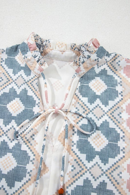 Lightweight 100% polyester fabric ensures breathable comfort. 