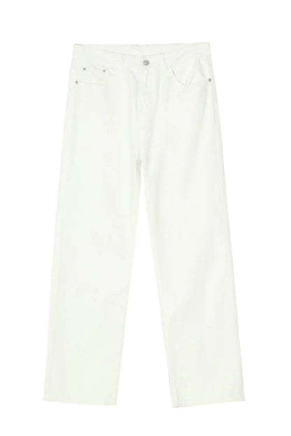 Classic silhouette. Modern edge. These jeans combine the timeless appeal of a straight leg with the sleekness of a slim fit—finished in a washed tone that adds character to every step.