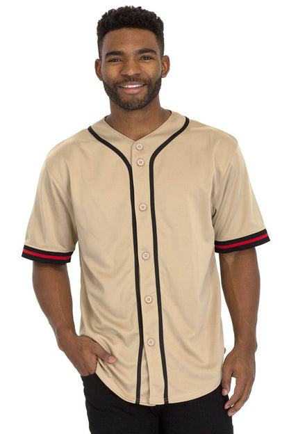 Man wearing a baseball-style shirt with black  piping, cream buttons, and red-striped short sleeves.