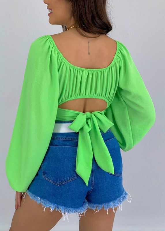 Regular fit that suits casual or semi-casual wear. 