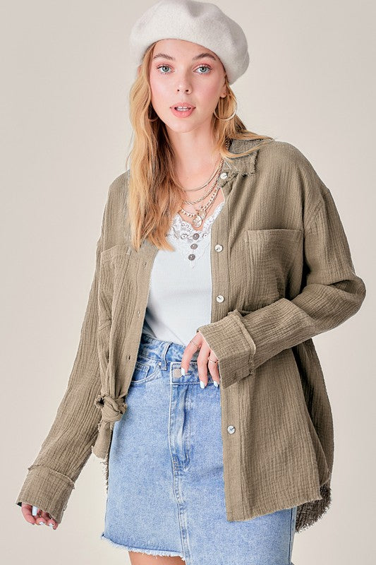 Made from 100% cotton crinkled gauze – soft and breathable. 