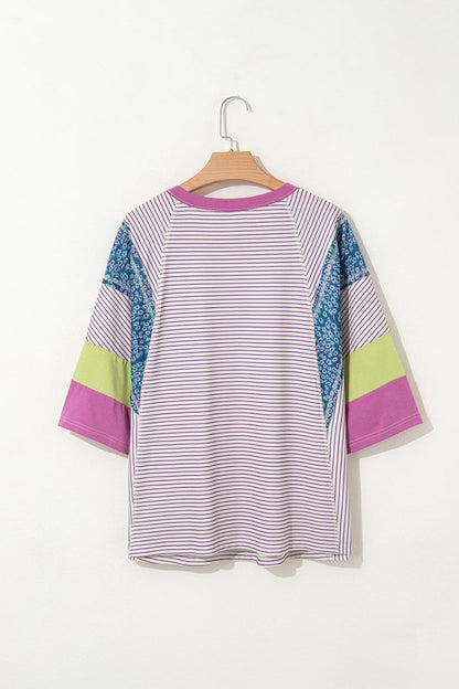 Stretch at the hem and bust makes it forgiving & easy-fitting.